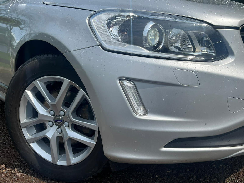 Volvo XC60 2.4 SE Lux
